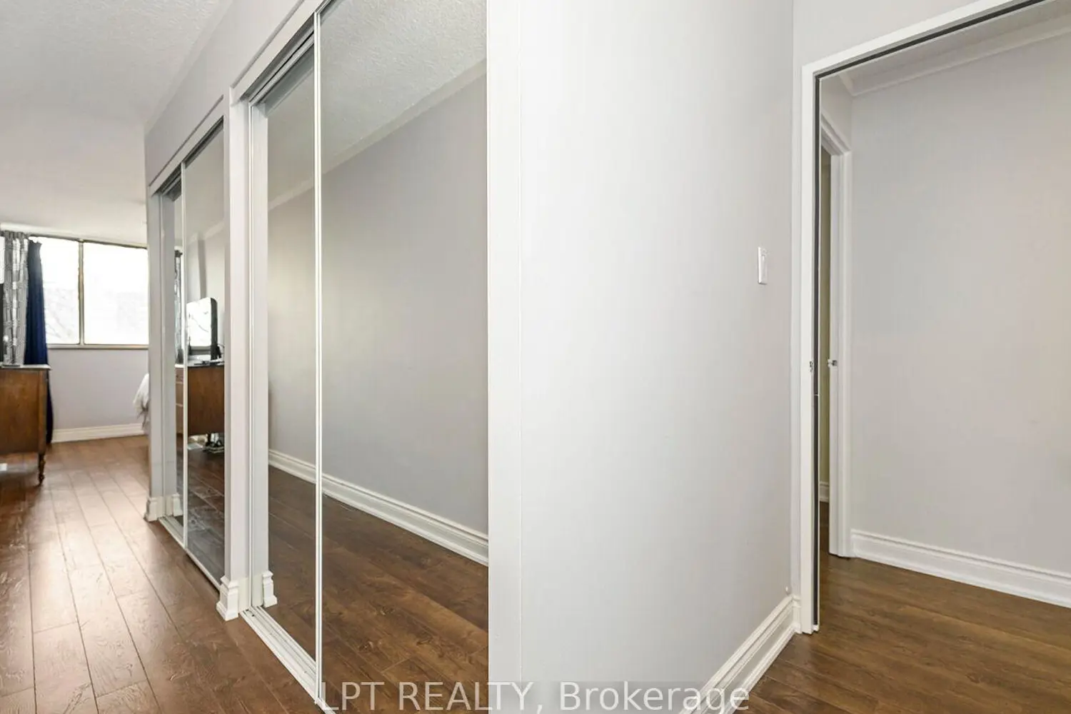 Additional image 13 of 1300 Marlborough Court 534