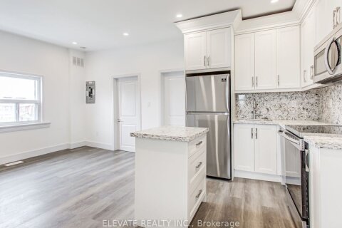 Additional image 8 of 2-228 Oakwood Avenue, Toronto, ON, M6E 2V4