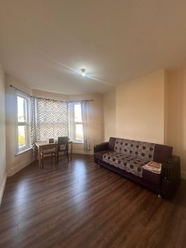Broomhill Road, Goodmayes, Ilford IG3