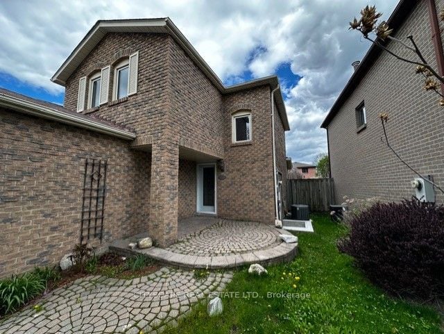 Additional image 2 of 82 Chatfield Drive, Ajax, ON, L1T 2J9