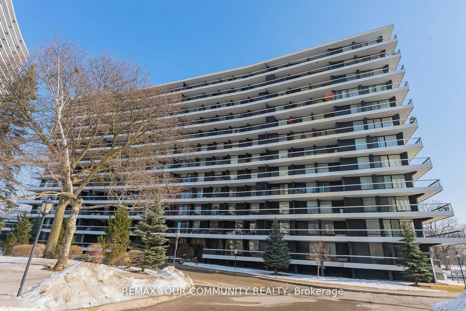 115 Antibes Drive 702