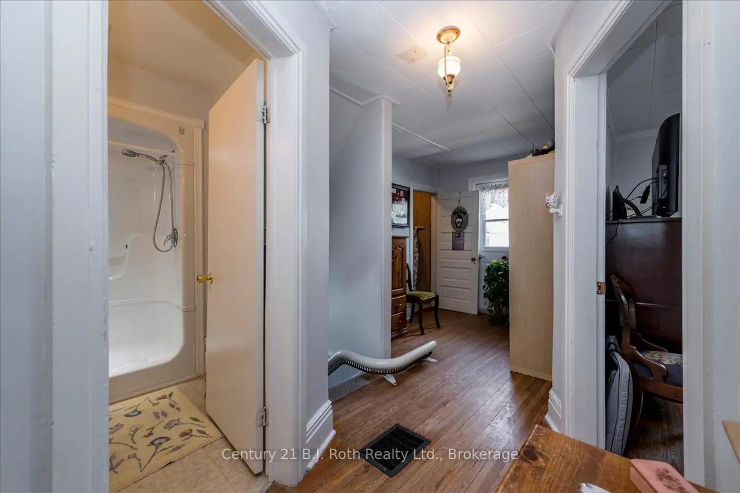 Additional image 9 of 476 Russell Street