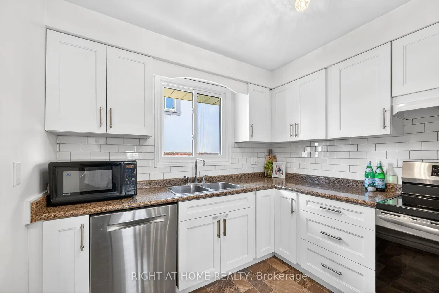 Additional image 3 of 22 Vance Crescent