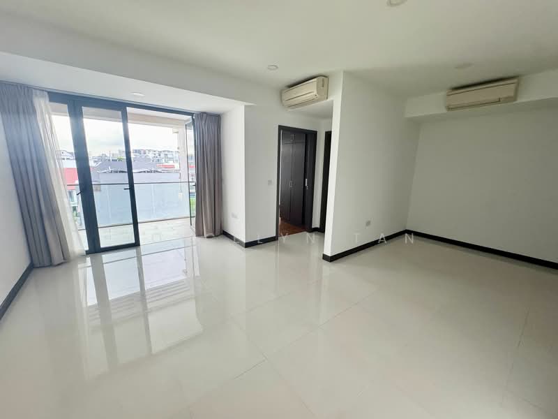 12 Duku Place photo 2