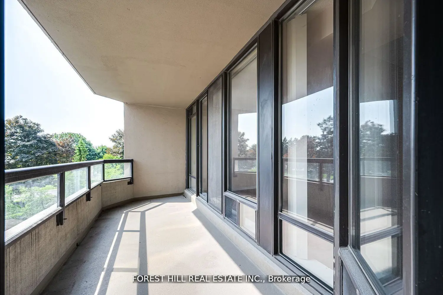 Additional image 13 of 7440 Bathurst Street 308