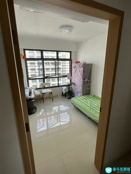 209B Clementi Avenue 6