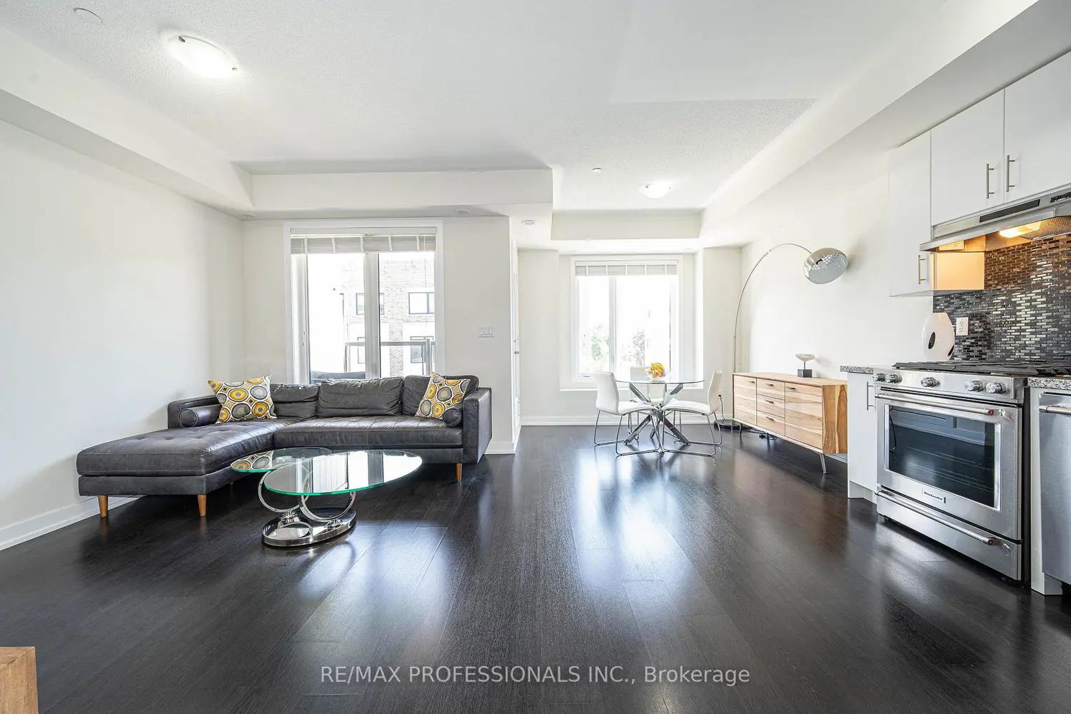 Additional image 6 of 6 Drummond Street 320