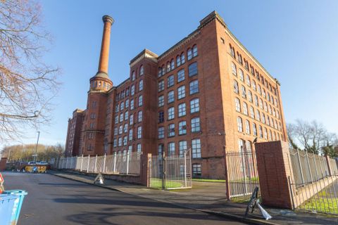 Lower Vickers Street, Victoria Mill M40