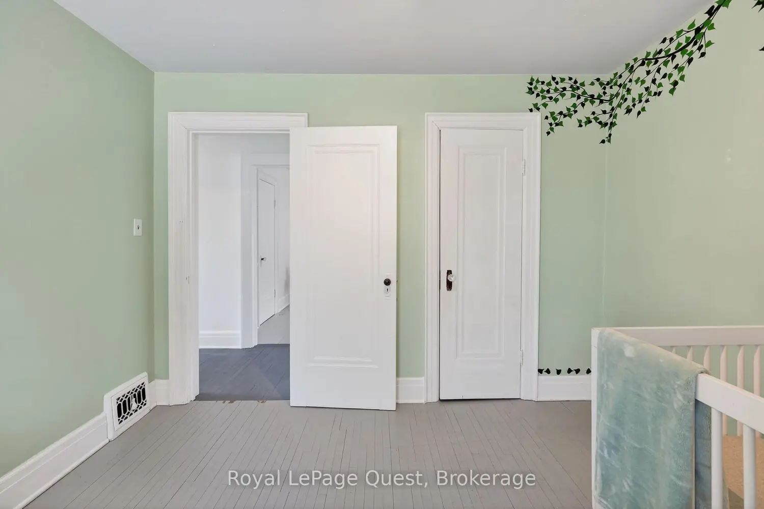 Additional image 13 of 109 Brant Street