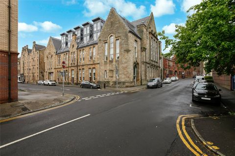 Turnbull Street, Glasgow, Glasgow City G1