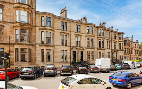 Dowanside Road, Flat 0/1, Dowanhill, Glasgow G12