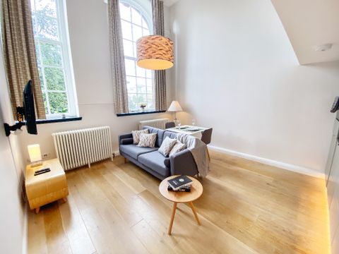 Flat 7, Mcdonald Road, Broughton, Edinburgh EH7