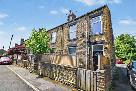 Jubilee Place, Morley, Leeds, West Yorkshire LS27