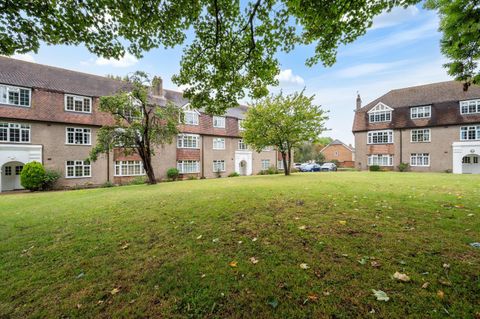 Grange Mansions, Kingston Road, Ewell Village KT17
