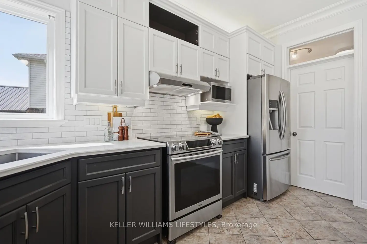 Additional image 16 of 1721 Tigerlily Road