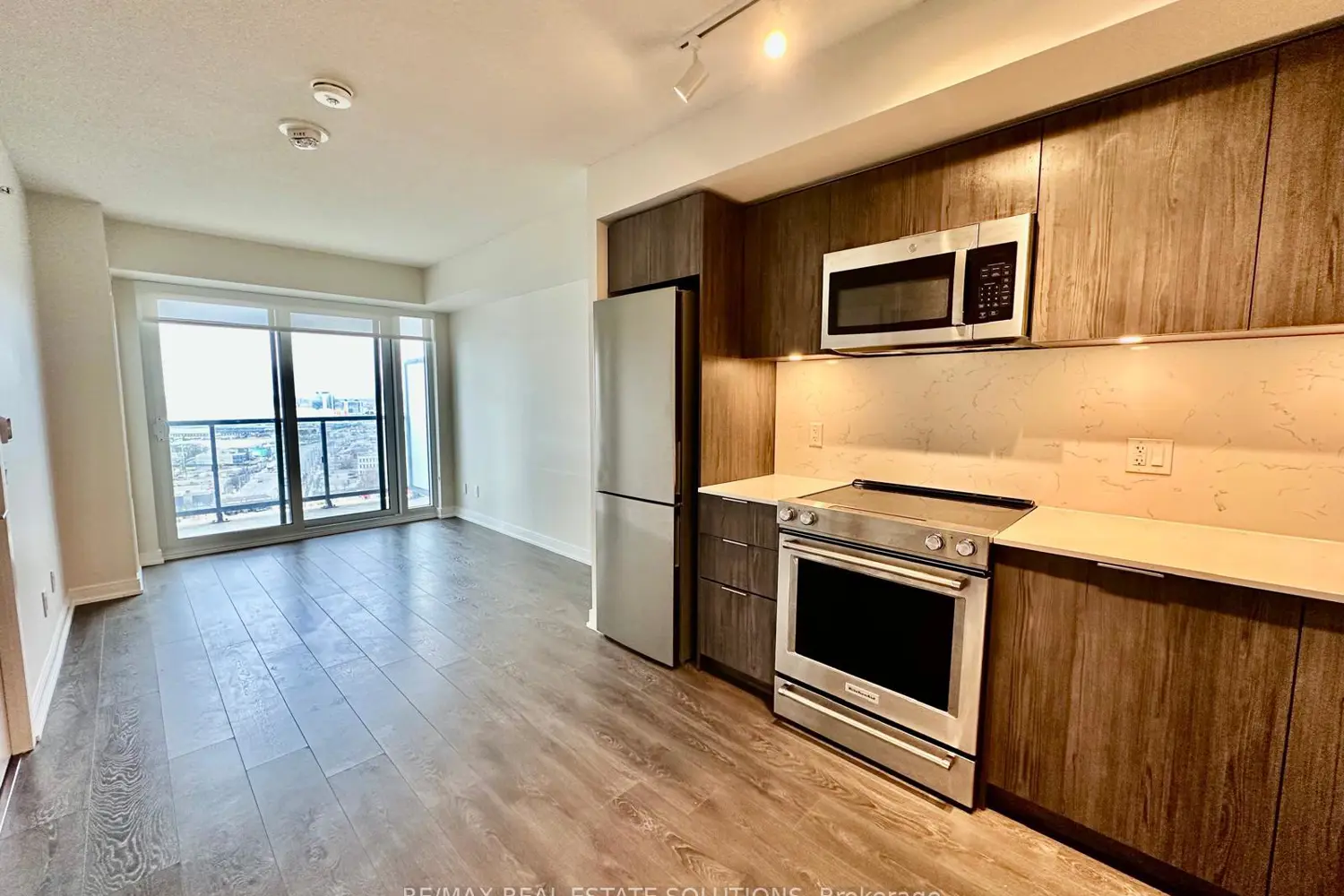 Additional image 5 of 30 Samuel Wood Way 1611
