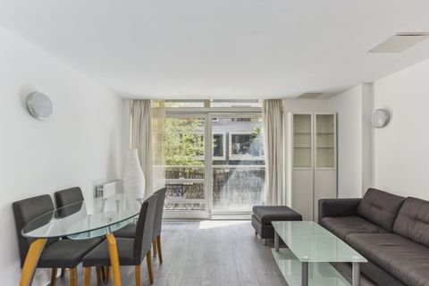 Cassilis Road E14