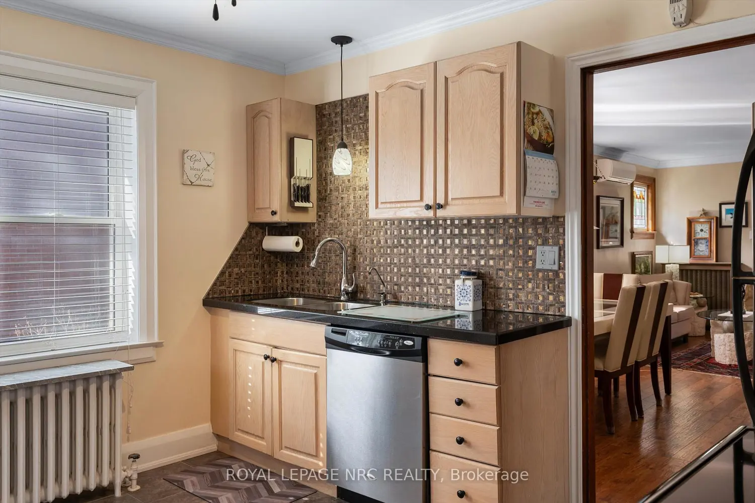Additional image 8 of 4148 Drummond Road