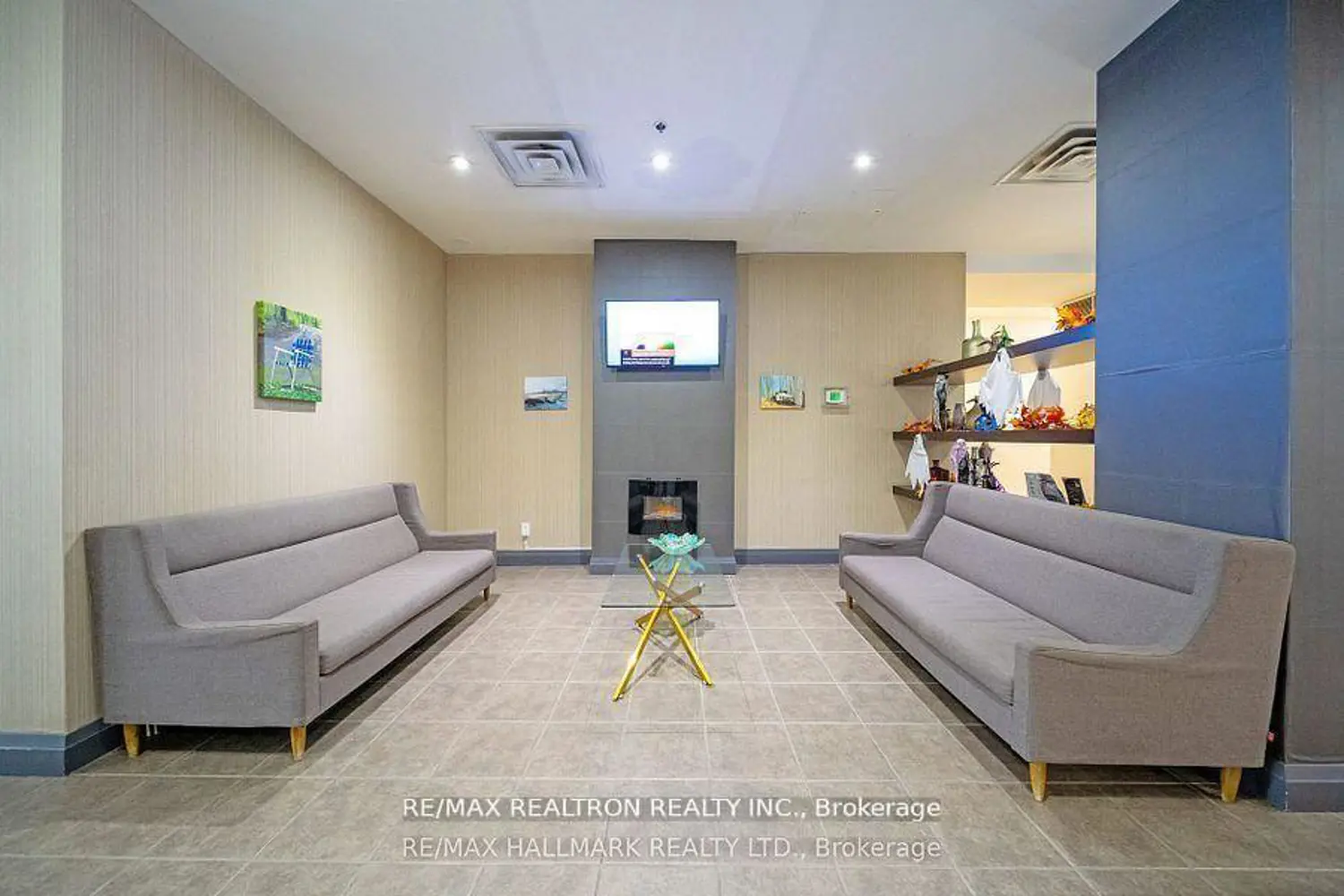 Additional image 3 of 225 Wellesley Street 709
