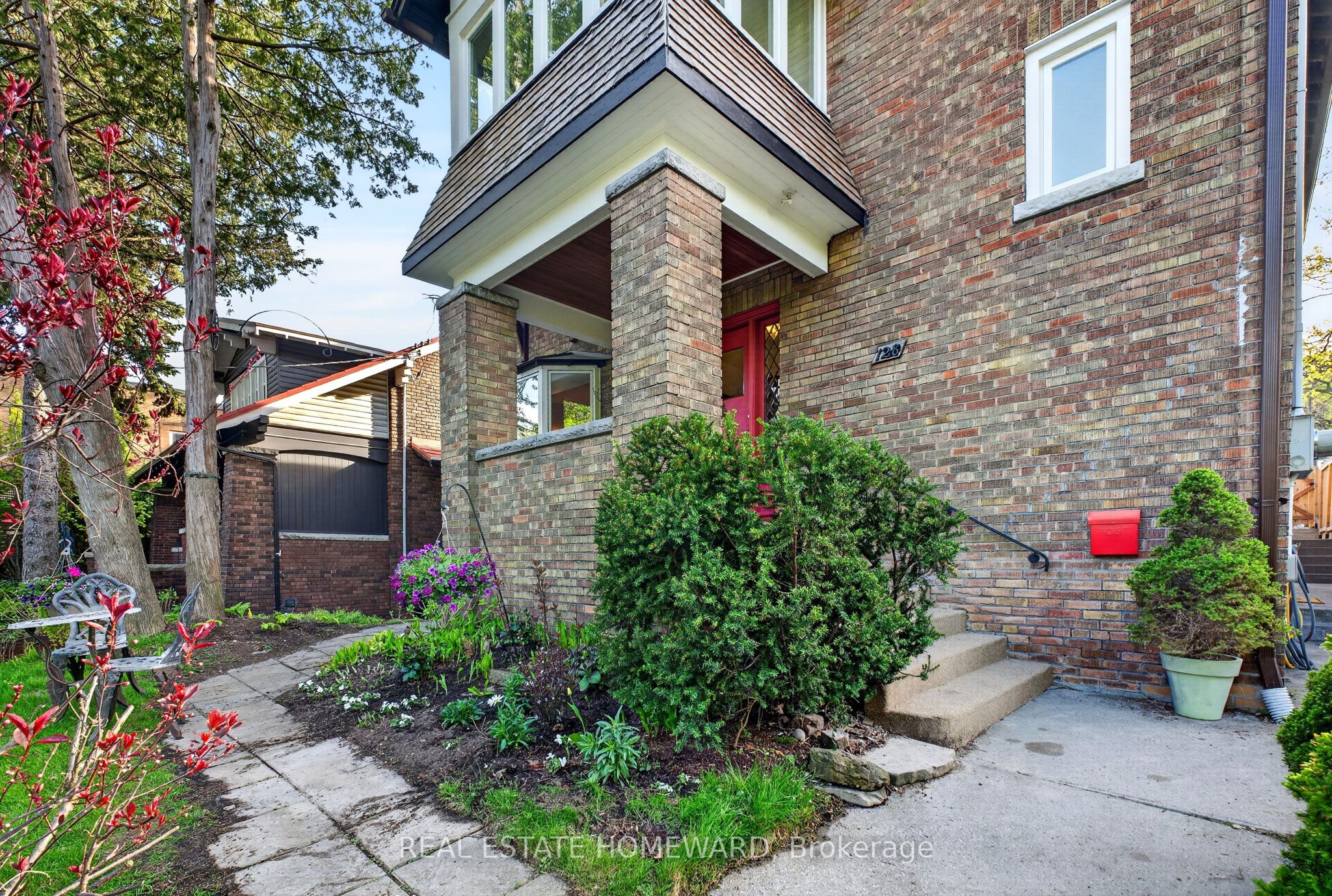 Additional image 4 of 128 Glen Manor Drive, Toronto, ON, M4E 2X6