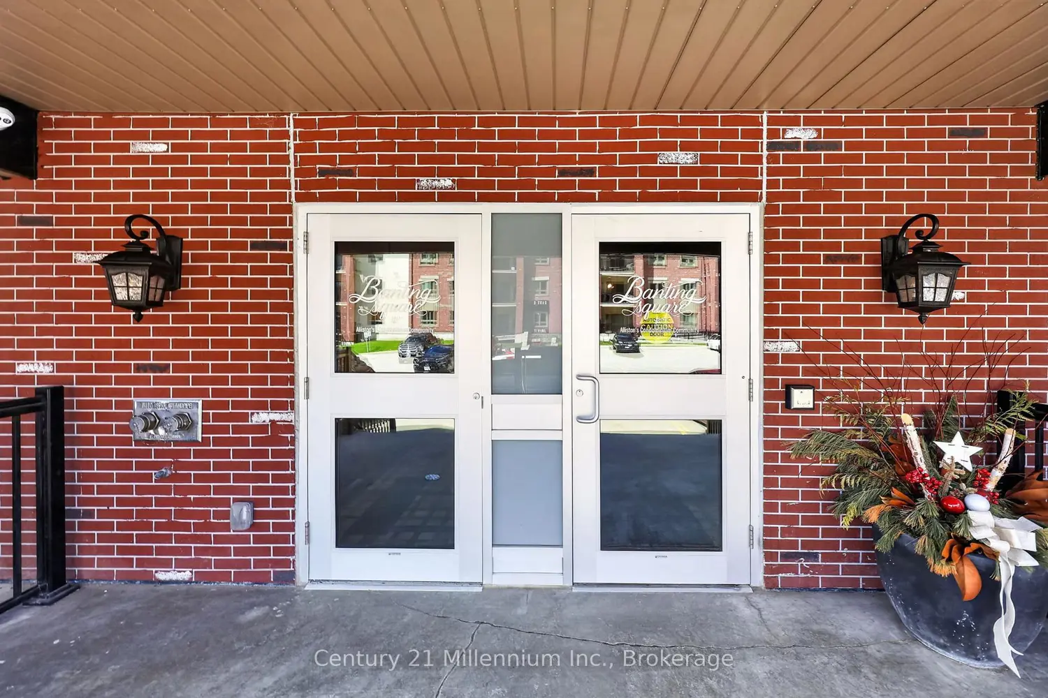 Additional image 6 of 157 Wellington Street 109