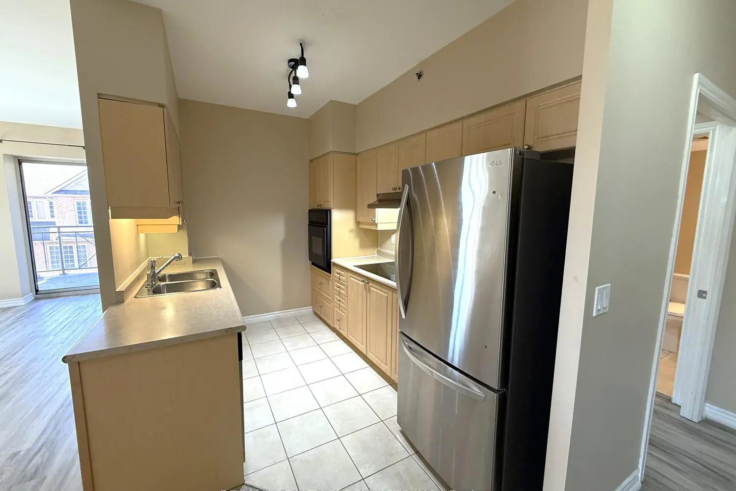 Additional image 3 of 830 Scollard Court 305