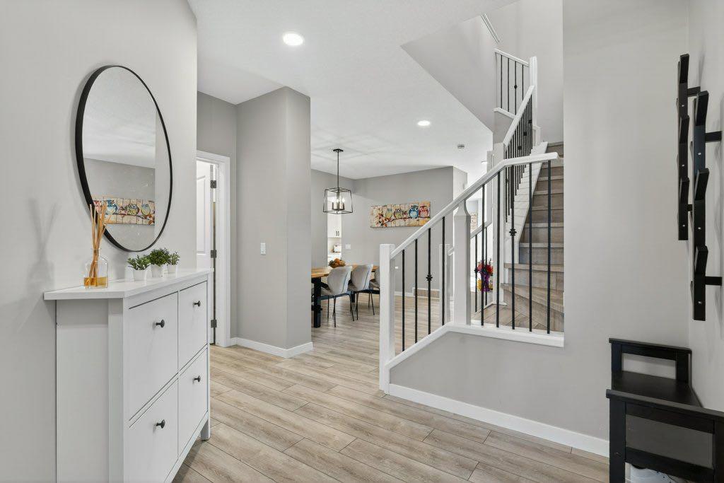 Additional image 5 of 665 Creekmill Court SW, Airdrie, AB, T4B 5J8