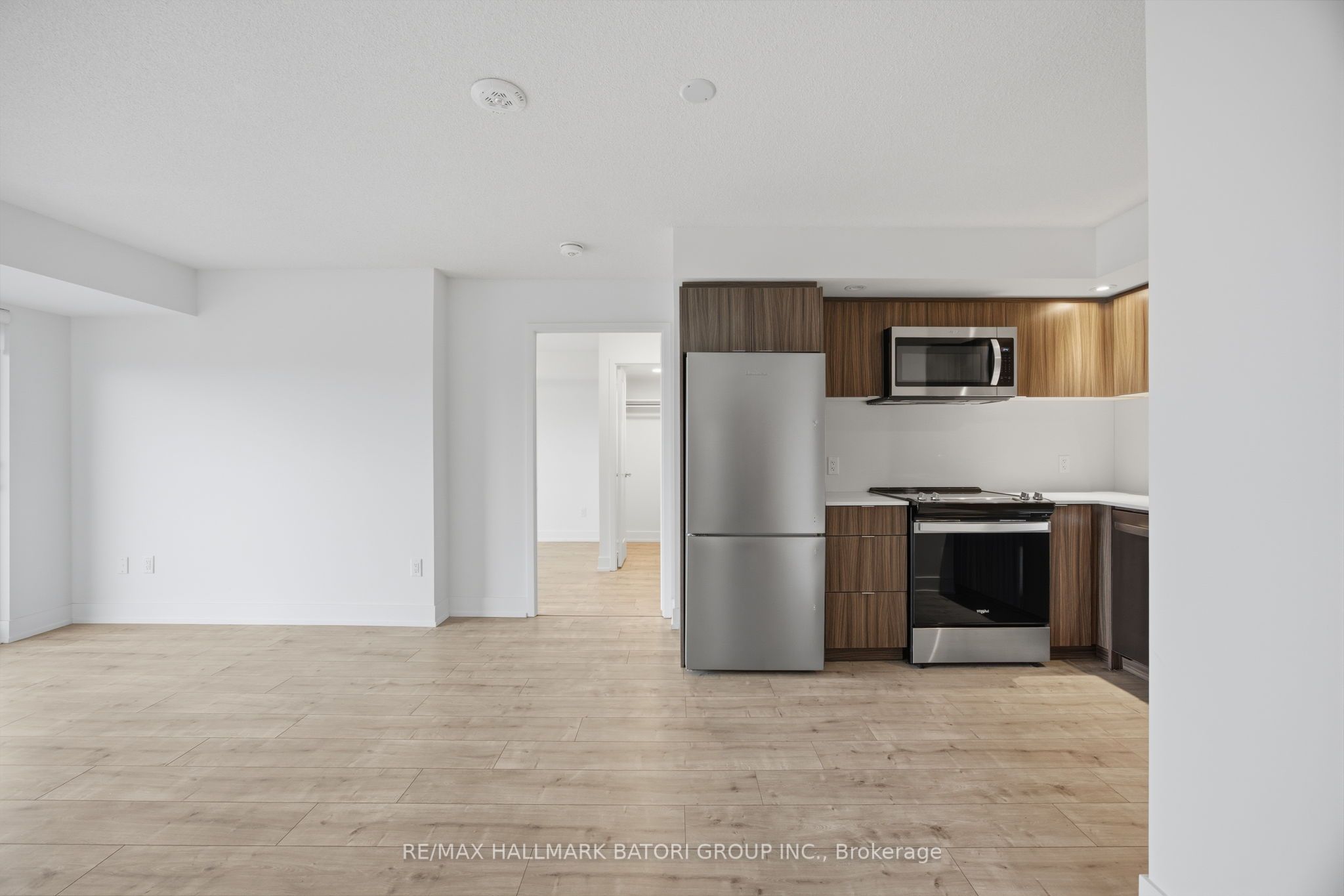 Additional image 4 of 1505-10 Eva Road, Toronto, ON, M9C 1E8