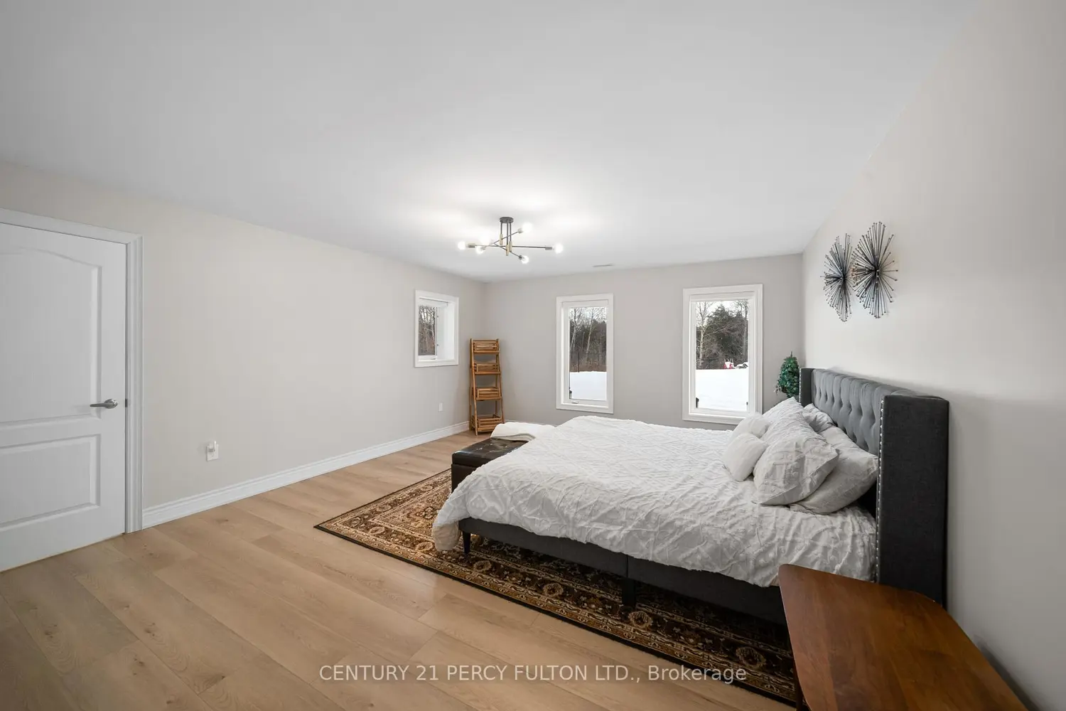 Additional image 19 of 5121 Tom Thomson Court
