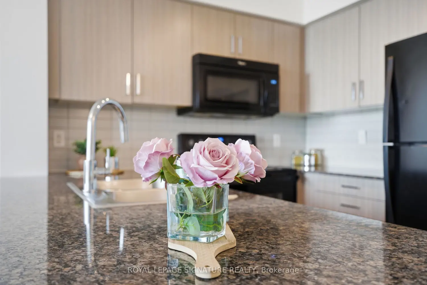 Additional image 7 of 80 Esther Lorrie Drive 1116