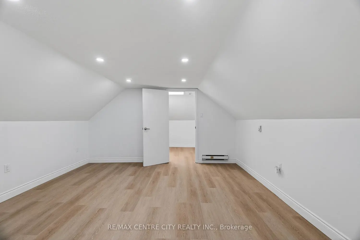 Additional image 12 of 139 Mamelon Street