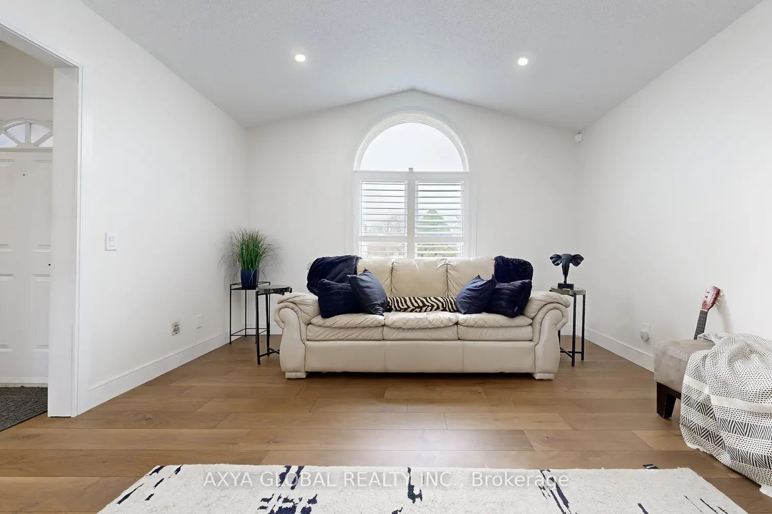 67 Park Road photo 2