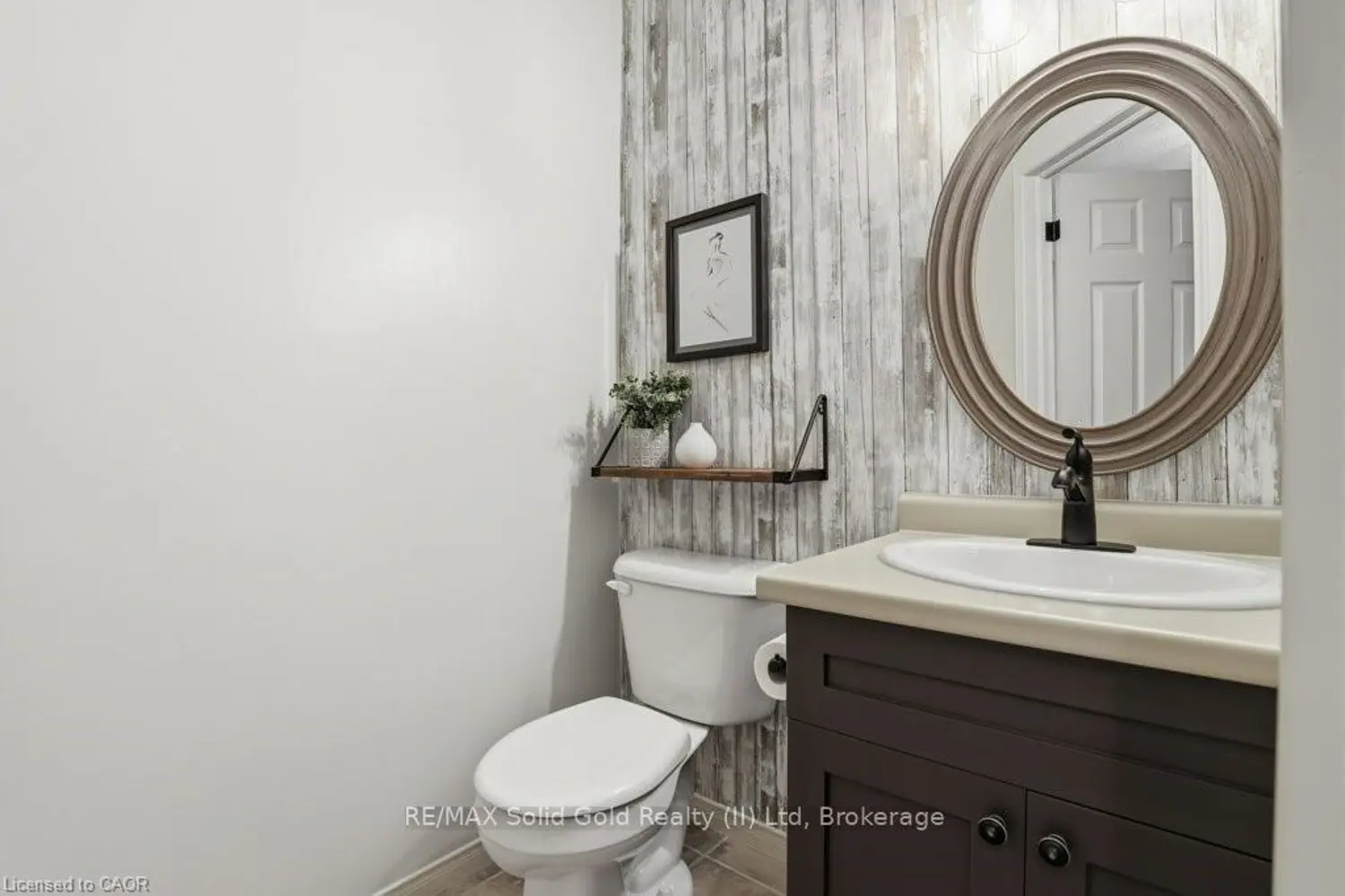 42 Fallowfield Drive 15 photo 3