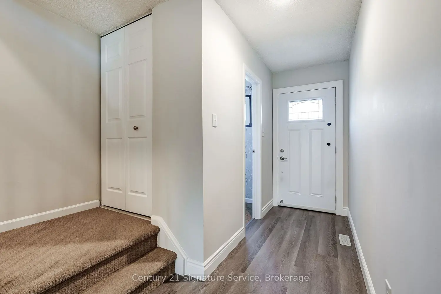 1951 Rathburn Road 177