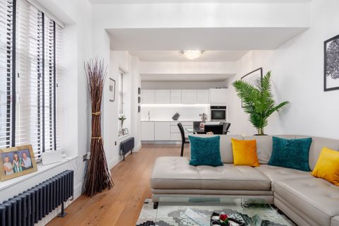 Exchange Court, Covent Garden WC2R