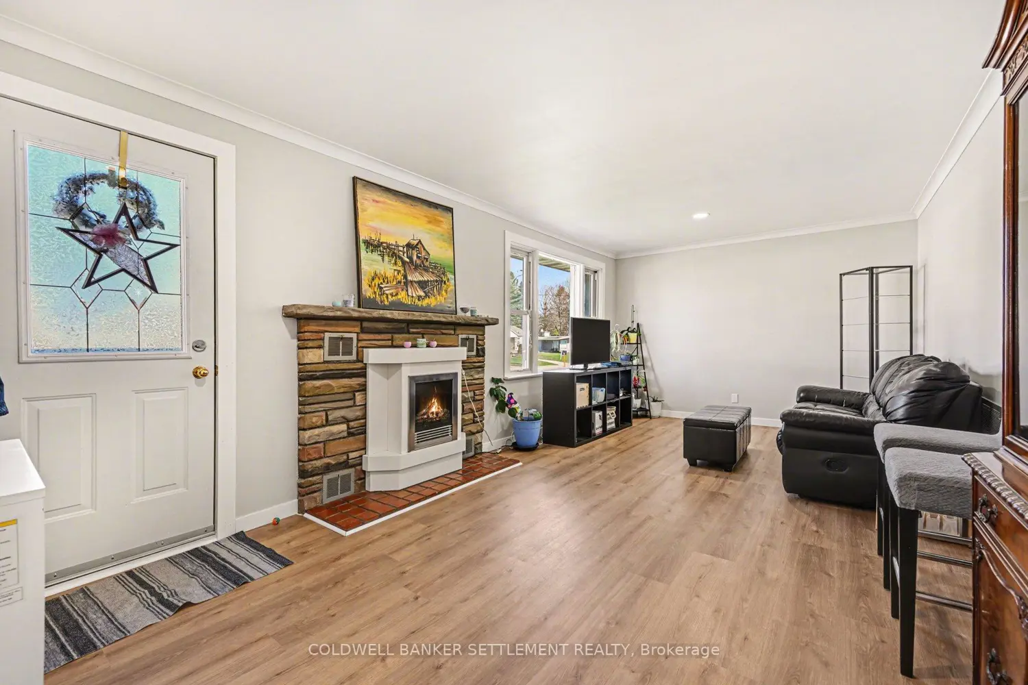 Additional image 3 of 27 Broadview Avenue