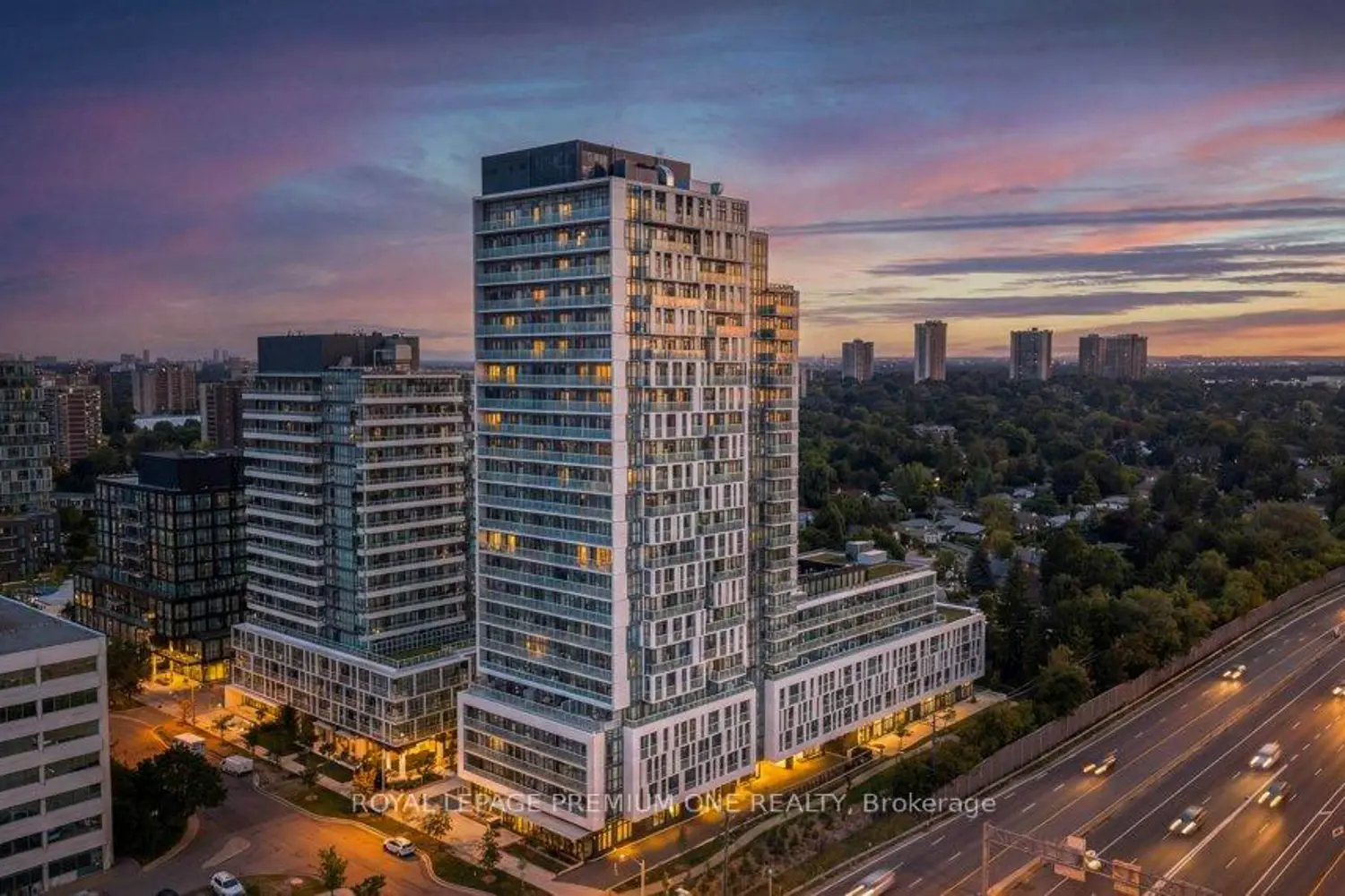 188 Fairview Mall Drive 2003