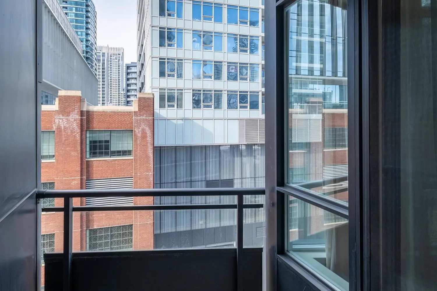 Additional image 20 of 38 Dan Leckie Way 728