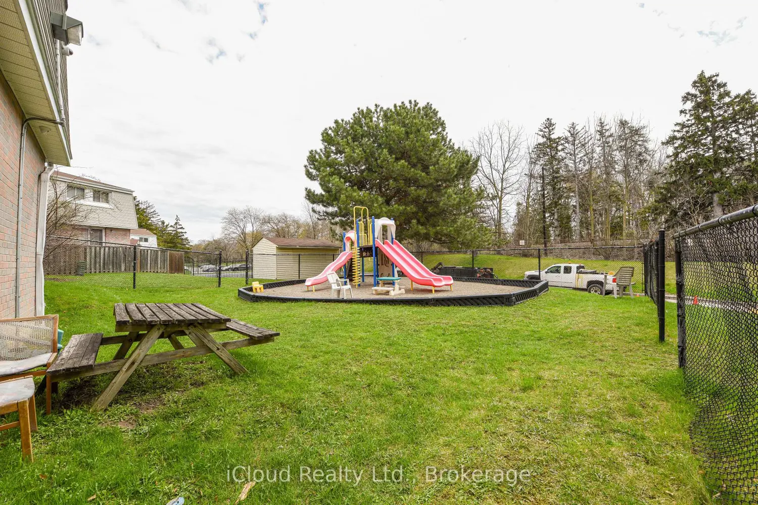 Additional image 4 of 400 Mississauga Valley Boulevard 88