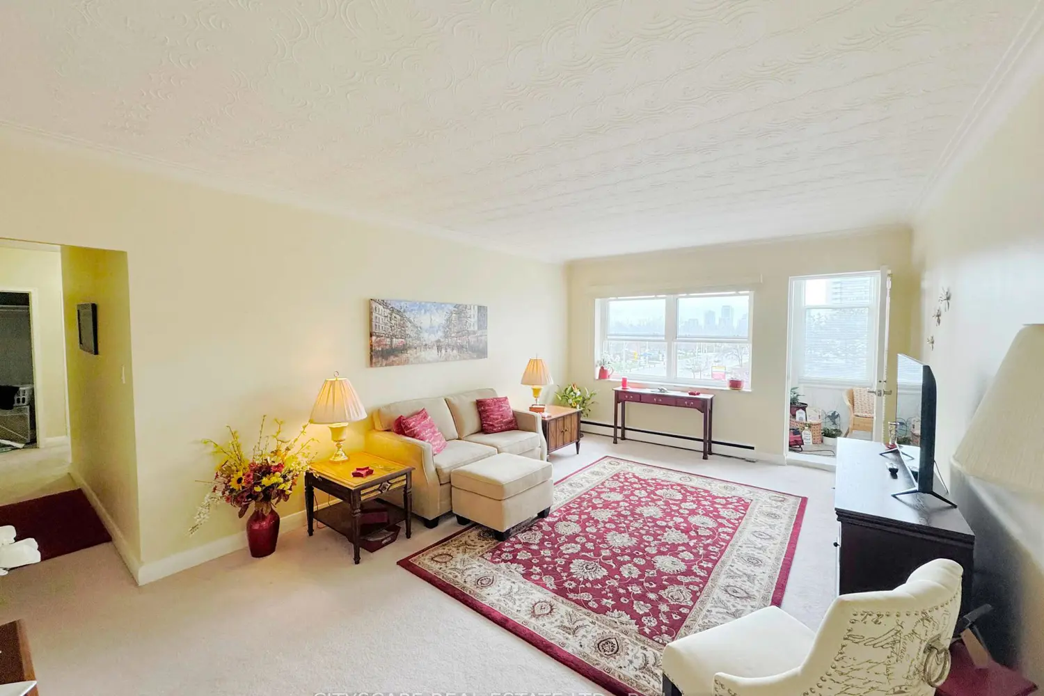 824 Brant Street 25 photo 3