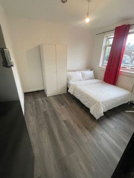 Barnardo Street, London E1, Room to rent