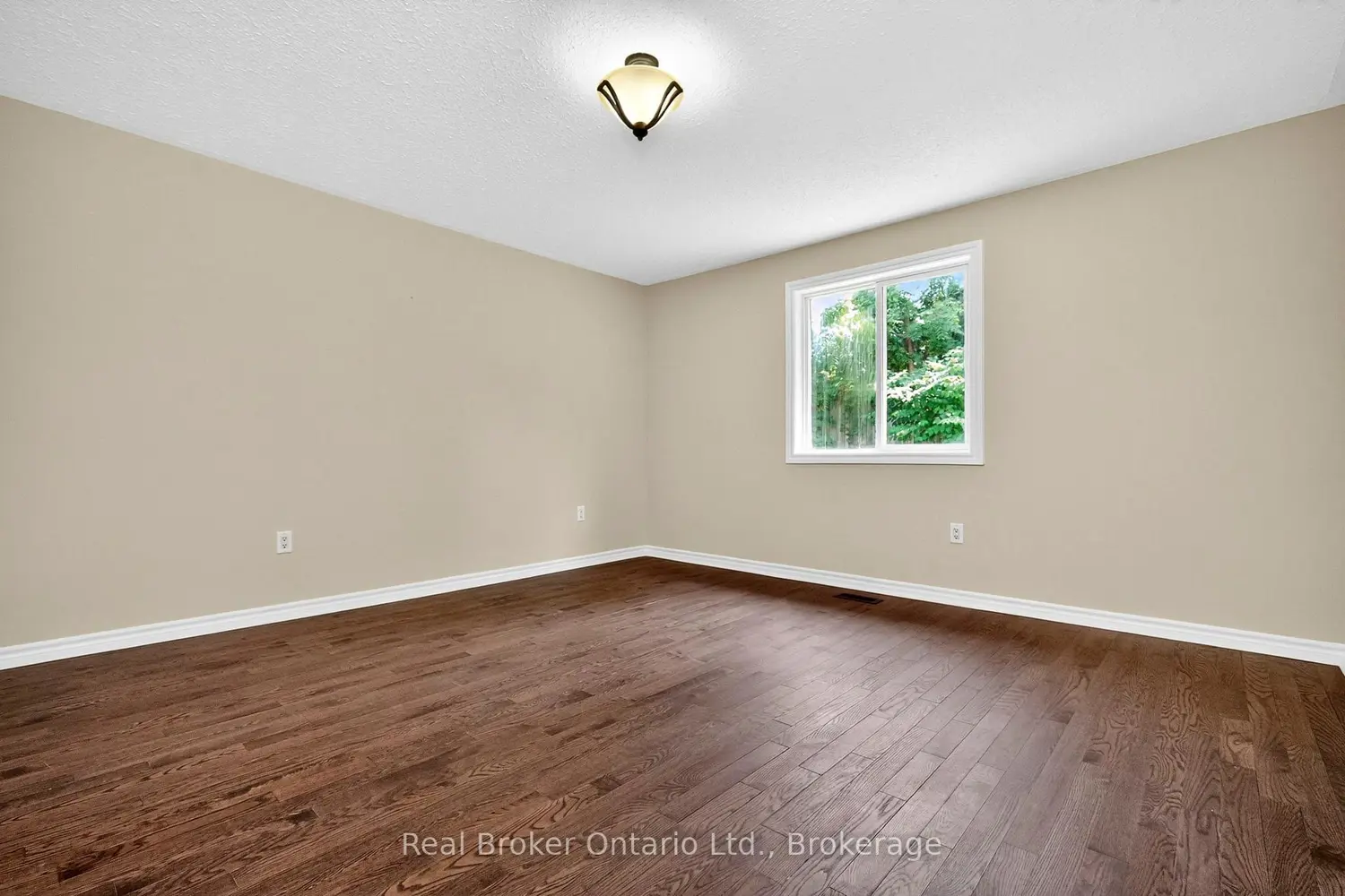 Additional image 7 of 423 Irwin Street