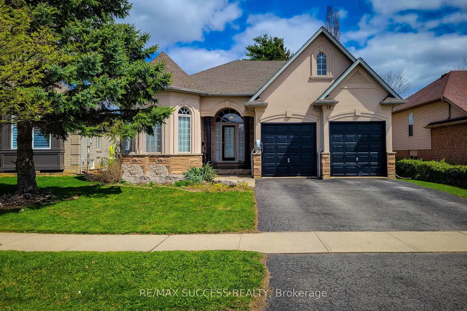 14 Casson Lane