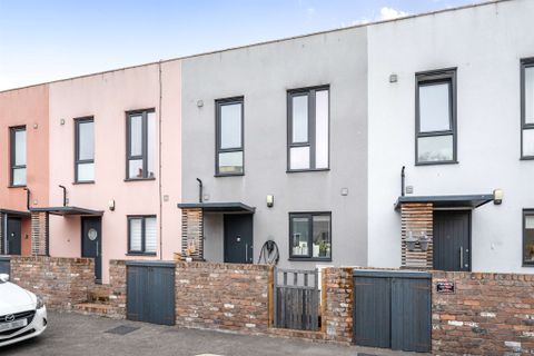 Franklyn Lane, St. Pauls, Bristol BS2