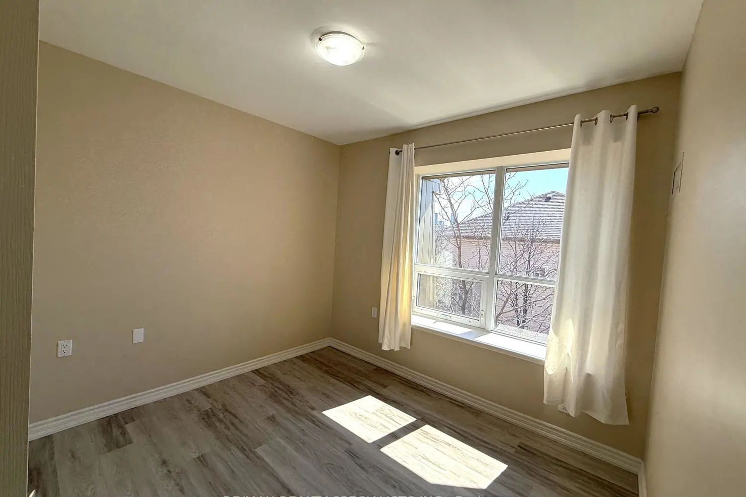 Additional image 12 of 830 Scollard Court 305