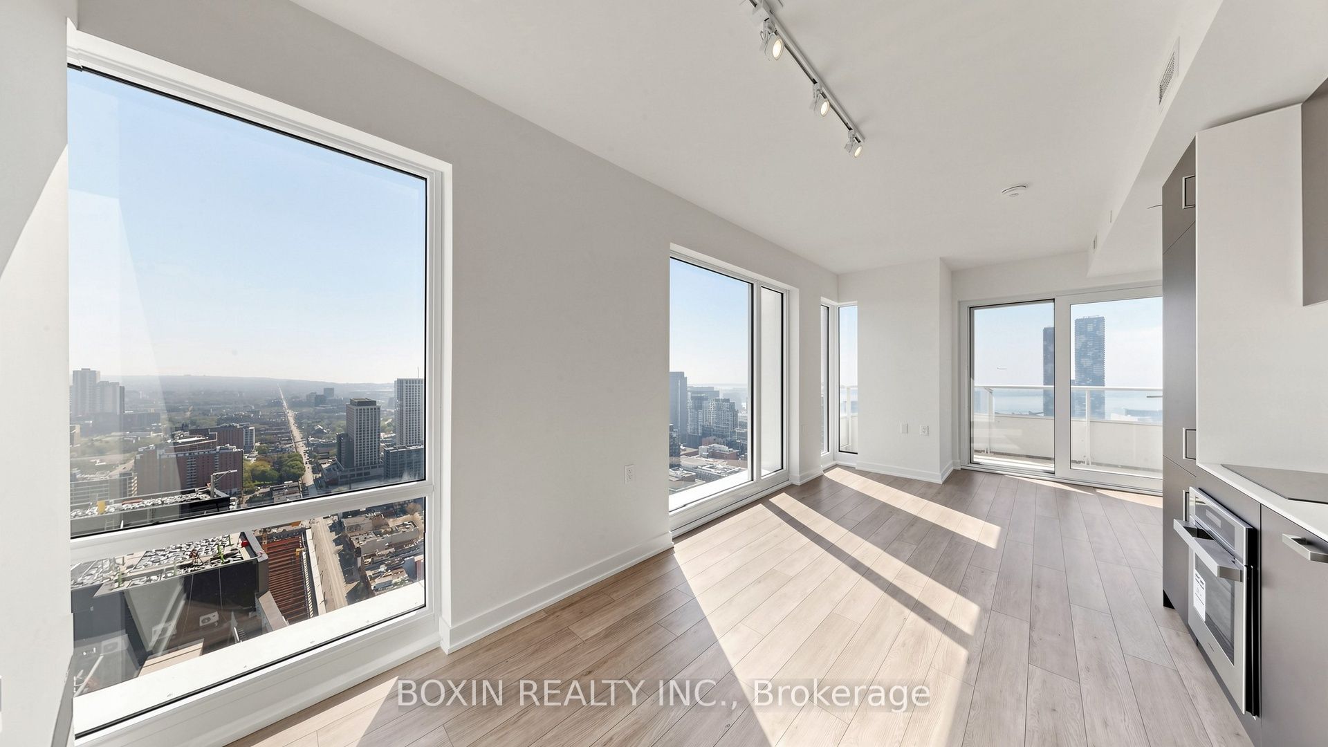 Additional image 2 of 4303-88 Queen Street, Toronto, ON, M5C 0B6