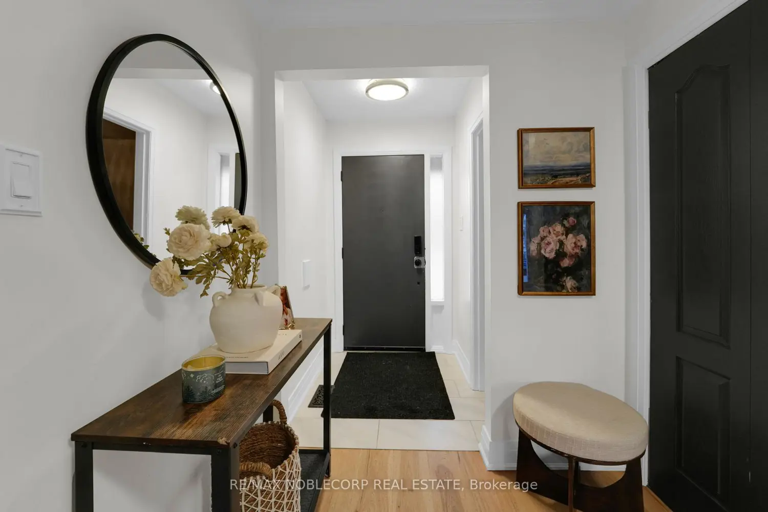 115 Elgin Drive photo 3