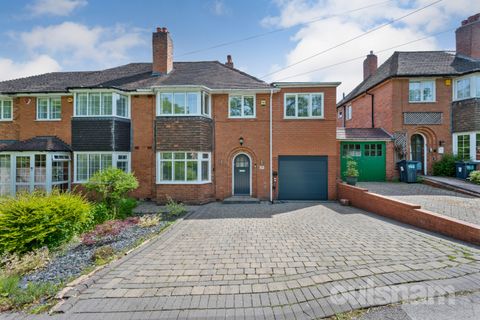 Hole Lane, Bournville Village Trust, Northfield, Birmingham B31