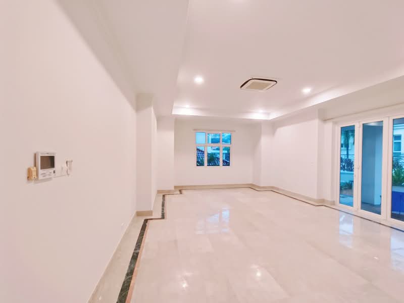 Ridout Road photo 5