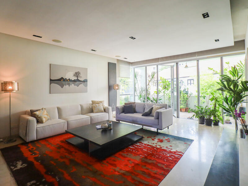 4 Draycott Park